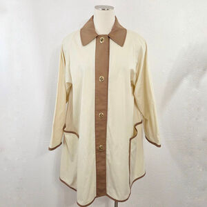 Vintage Weatherbee rain jacket trench coat cream tan trim turnlock buttons gold